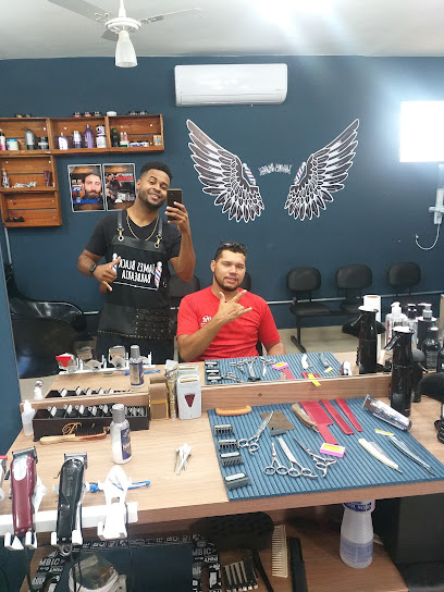 James Barbearia
