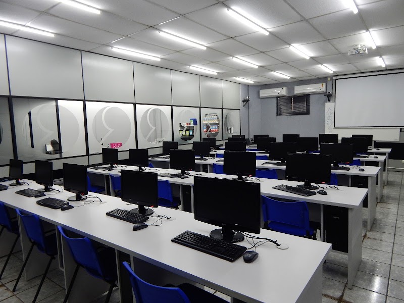 Remington - Escola de Informática e Inteligência Artificial - Curso Profissionalizante em Centro, Ribeirão Preto/SP - Foto 2